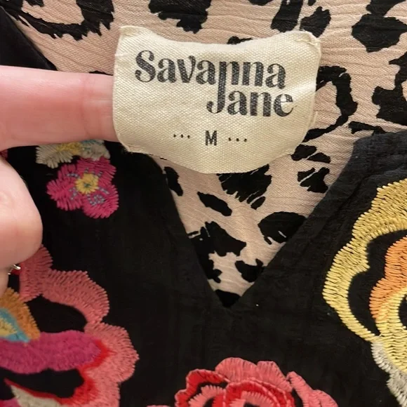 Savanna Jane Leopard embroidered Top Sz M - Picture 5 of 7